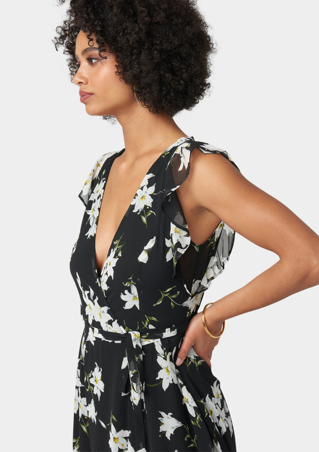 Alloy Apparel Tall Bella Floral Maxi Dress for Women in Black Size Medium Alloy Apparel Tall Bella Floral Maxi Dress for Women in Black Size Medium