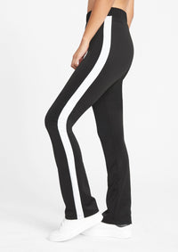 Black/White